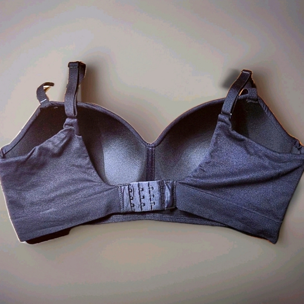 Truekind Daily Comfort Wireless Shaper Bra Black Size Large NWT - Picture 4 of 6